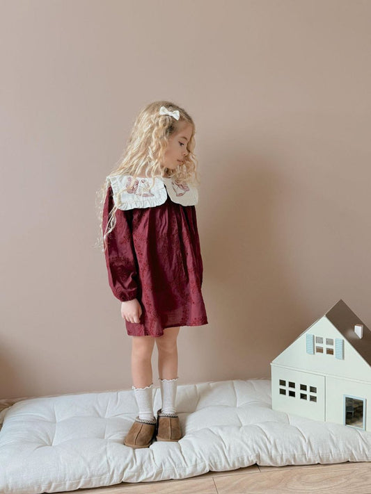 Bordo Nakışlı & Geniş Yakalı Vintage Tarz Kız Çocuk Elbise